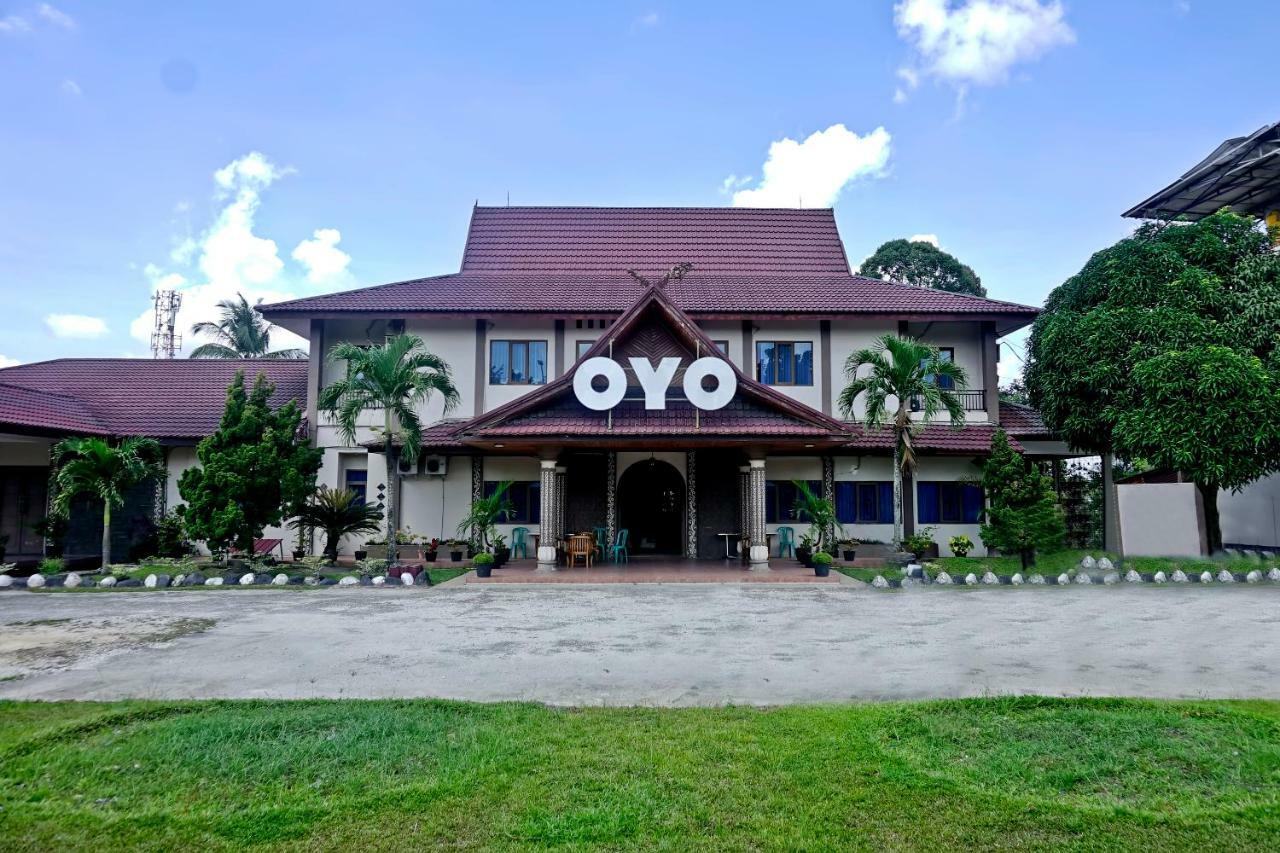 Oyo 627 Tirta Kencana Syariah Hotel